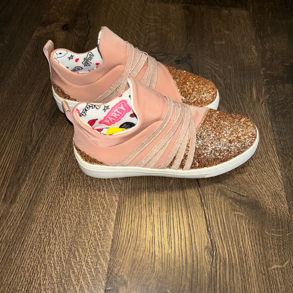 Brand New Madden Girl Sneakers size 1